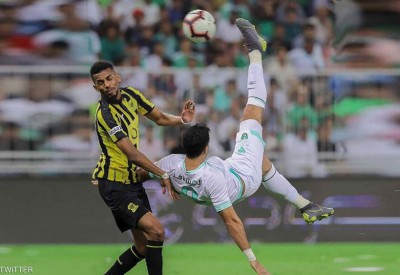  بكلمة.. الفيفا تعلق على هدف السومة "الأسطوري"