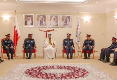 سمو محافظ الجنوبية يكرم عدداً من رجال الدفاع المدني