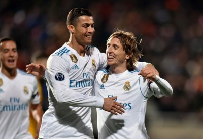 مودريتش يفتح النار على زملائه: فشلوا في تعويض رونالدو