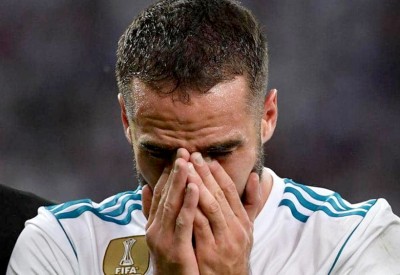 كارفاخال يغالب الدموع.. ويصف موسم ريال مدريد بـ"كلمة فاحشة"