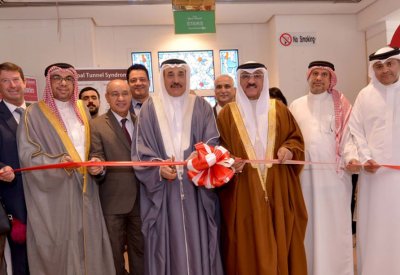 وزير العمل يفتتح فعالية يوم المهن التاسع التي نظمتها الجامعة الأهلية