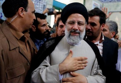 خامنئي يعين عضو "لجنة الموت" إبراهيم رئيسي رئيسا للقضاء