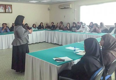 التركيز على "المشروعات التنموية المراعية لاحتياجات المرأة"