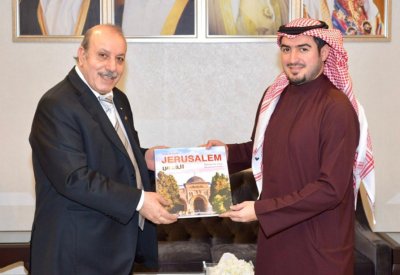 رئيس هيئة السياحة يلتقي بالسفير الفلسطيني