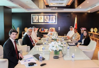 رئيس الأعلى للصحة يترأس اجتماع لتدريب وتوظيف الأطباء الخريجين