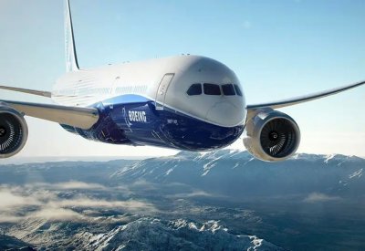 "الطيران الأميركي": سنواصل السماح برحلات بوينغ 737 ماكس