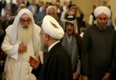 العراق.. روحاني يخرق العرف الدبلوماسي ويلتقي قادة عشائر