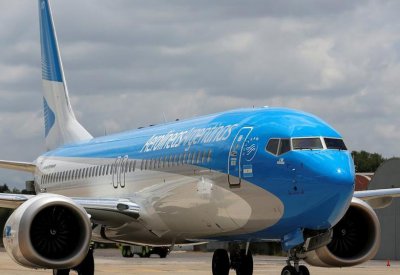 ترمب يحظر كل طائرات بوينغ 737.."سلامة الركاب أولوية"