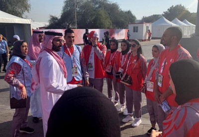 المؤيد يلتقي فريق البحرين التطوعي 