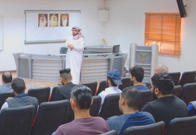 معهد التدريب ينظم محاضرة لمتدربي هندسة المركبات