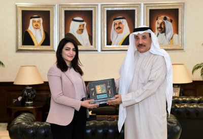 وزير العمل يستقبل مستشارة الاتحاد العربي التطوعي