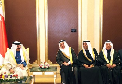 جلالة الملك يستقبل وفد رجال الأعمال البحرينيين 