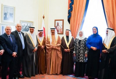 سمو رئيس الوزراء يستقبل رئيس وأعضاء مجلس ادارة الهلال الأحمر‎