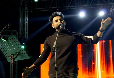 فؤاد عبد الواحد نجم المهرجانات السعودية