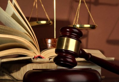 بعد علاقة مع شاب 3 سنوات مراهقة تتسبب بعاهة مستديمة لوالدها