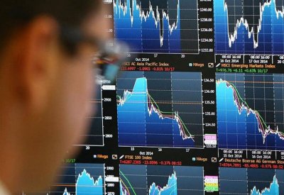  التباطؤ يعصف بالاقتصاد العالمي.. وخبراء يحذرون من "فجر زائف"