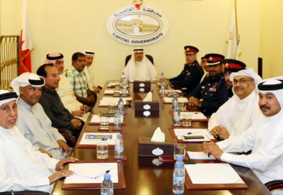 اللجنة الأمنية بمحافظة العاصمة تبحث الاحتياجات الأمنية لـ جدحفص