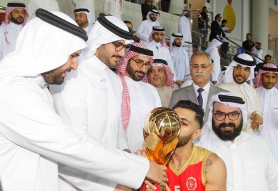 المحرق يحسم لقب دوري السلة