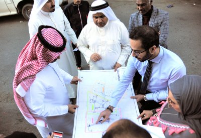 "الأشغال" تبحث مع العسومي مشاريع الطرق 