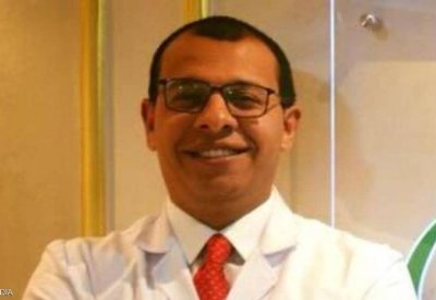  طبيب مصري يصبح "مرجعا عالميا" في علاجات الليزر