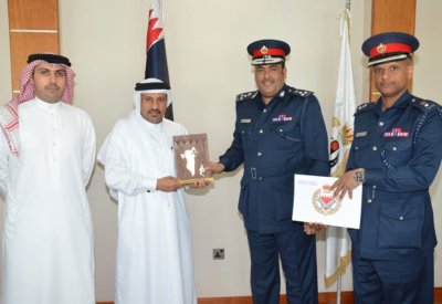 مدير المرور يكرم مواطنا ساهم في تعزيز الشراكة المجتمعية