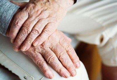  عادات تعجل من شيخوختك.. فاحذرها