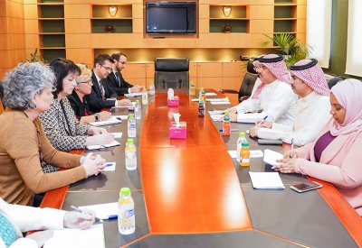 مساعد وزير الخارجية يستقبل وفدًا من المفوضية الأمريكية لحرية الأديان