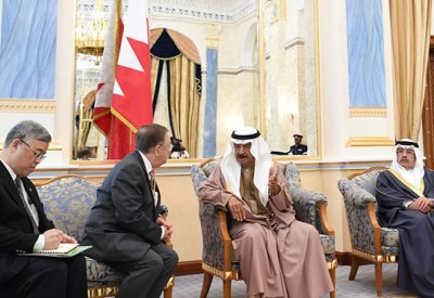 سمو رئيس الوزراء يؤكد حرص مملكة البحرين على توثيق مجالات التعاون مع مملكة تايلند
