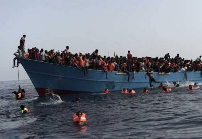 أوروبا توقف دوريات "صوفيا" لإنقاذ المهاجرين في المتوسط