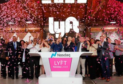 أسهم LYFT تقفز 21% في بداية أول يوم لتداولها بعد طرح عام أولي