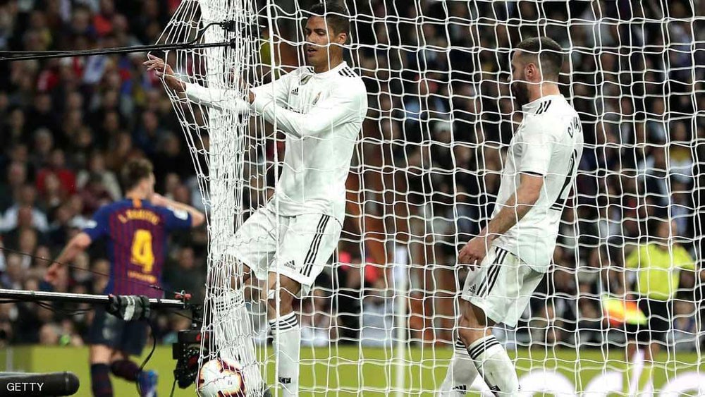  مجددا.. برشلونة يهين الملكي في عقر داره بتوقيع راكيتيش