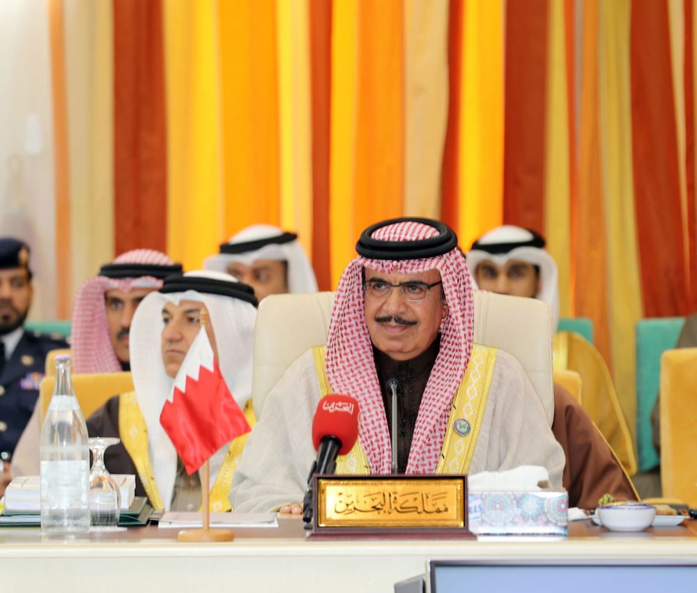 وزير الداخلية يحذر من "الخطر الإيراني المتنامي " 