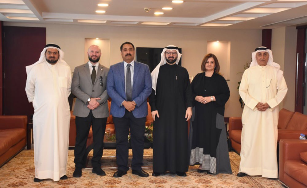الغرفة تبحث سبل دعم رواد الأعمال والارتقاء بالصناعات الناشئة