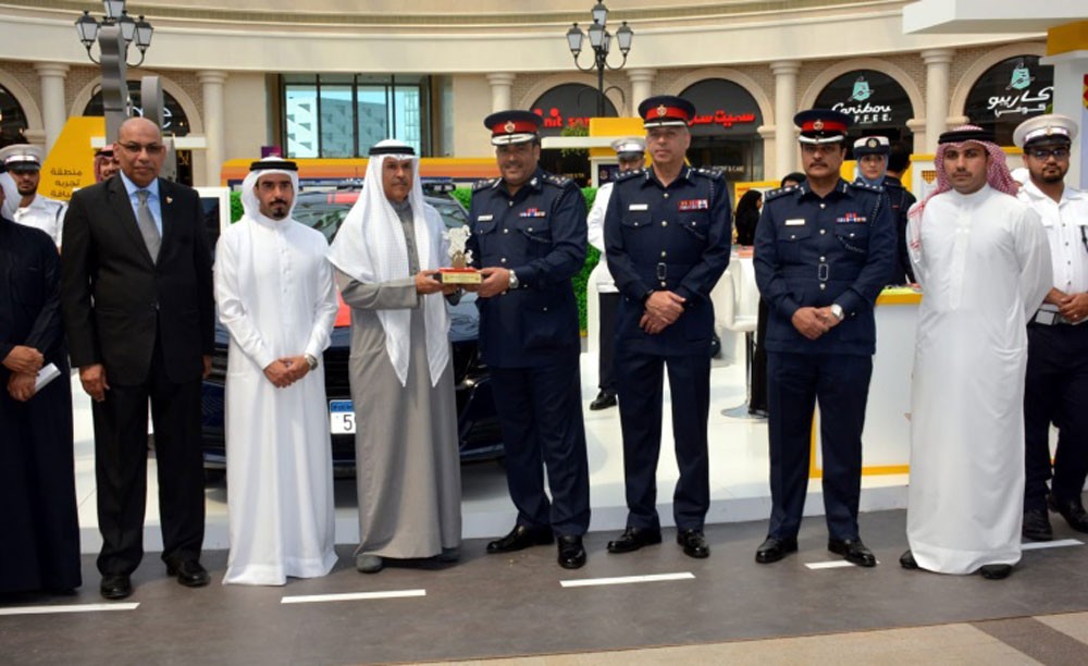 محافظ العاصمة يفتتح (القرية المرورية) بمجمع الأفنيوز