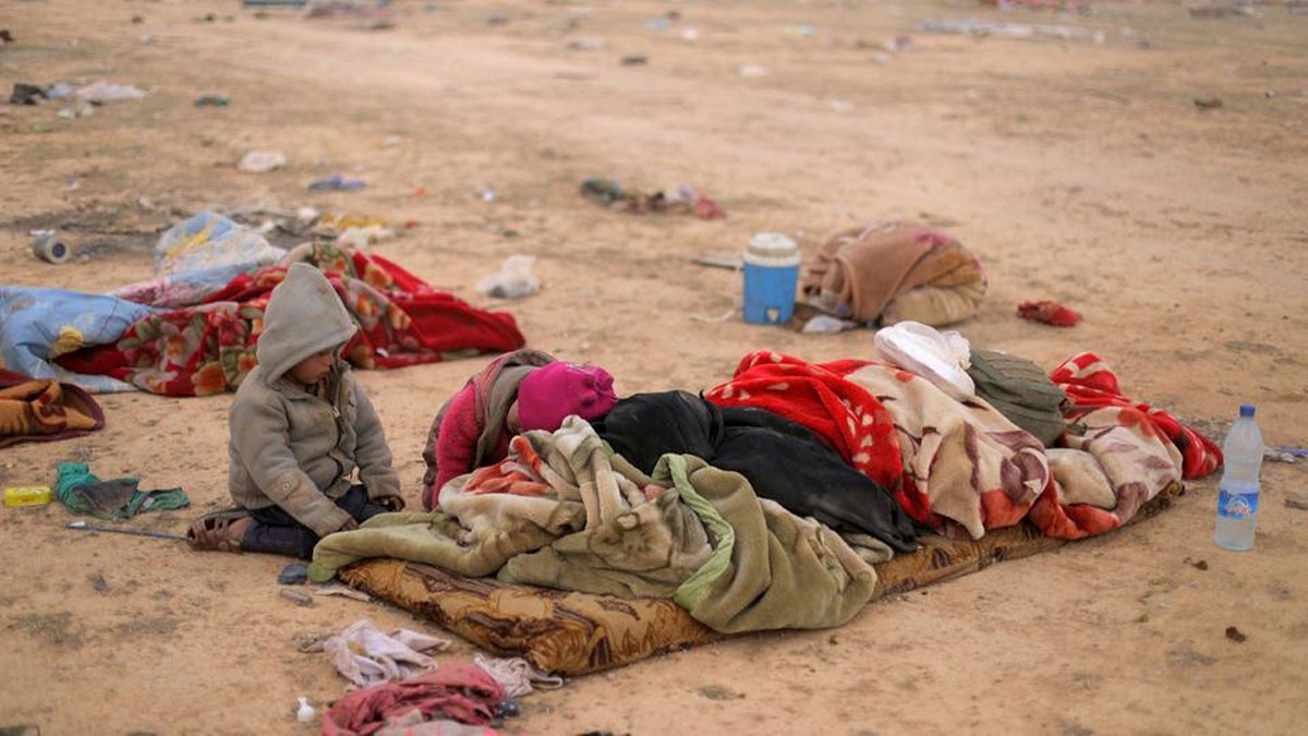 مخيم الهول يفيض بالنازحين.. وتدفق أكثر من 62 ألفاً