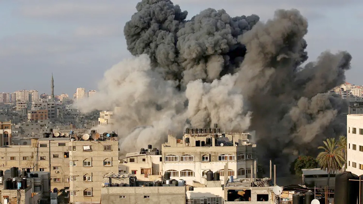 إسرائيل تقصف أهدافاً لحماس في غزة