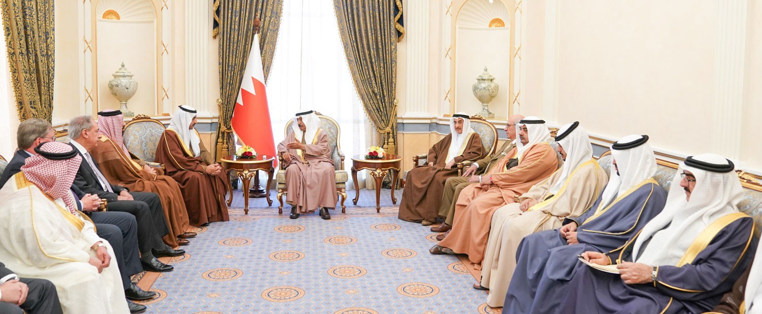 سمو رئيس الوزراء: صناعة النفط في البحرين أمامها مستقبل واعد