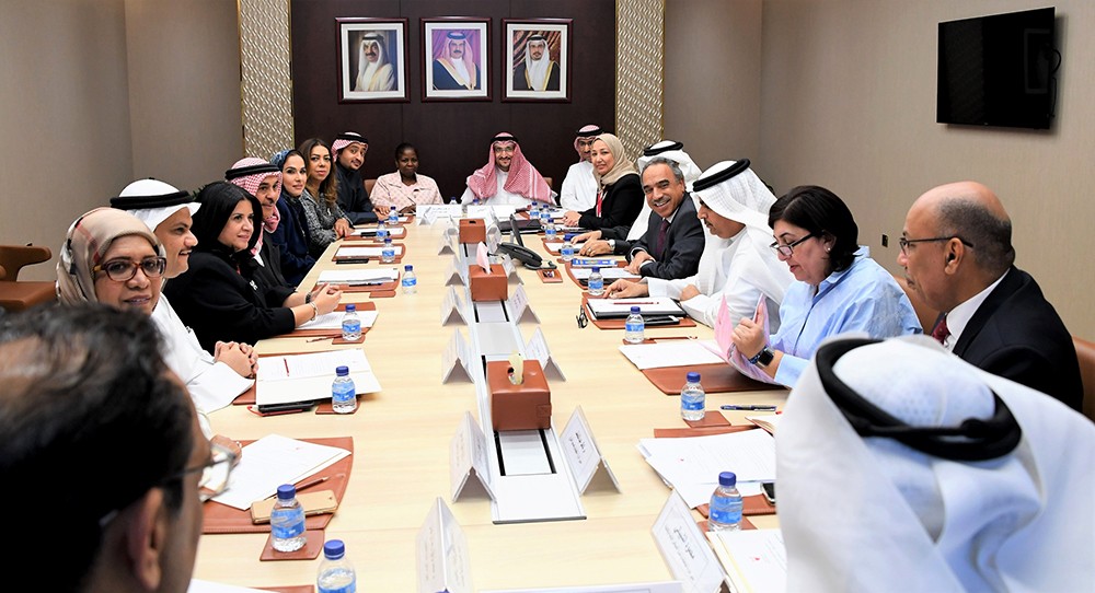 وزير الأشغال يبحث المشاريع الخدمية واحتياجات الأهالي مع رئيس و أعضاء مجلس أمانة العاصمة