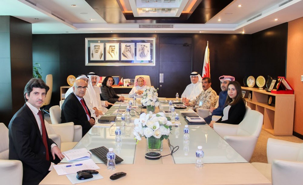 رئيس الأعلى للصحة يترأس اجتماع لتدريب وتوظيف الأطباء الخريجين