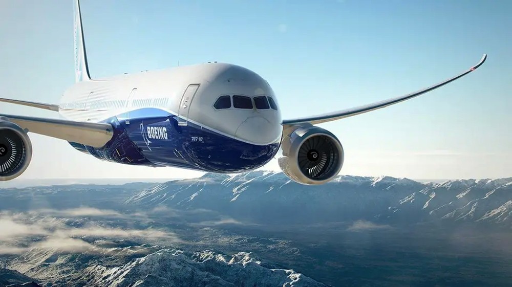 "الطيران الأميركي": سنواصل السماح برحلات بوينغ 737 ماكس