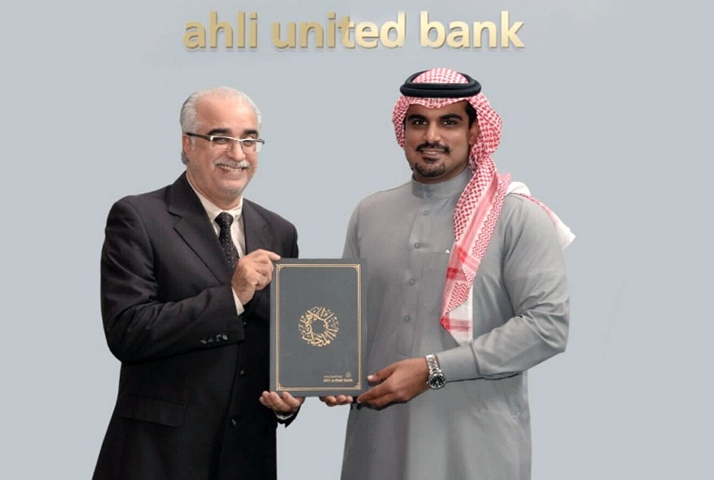 البنك الأهلي المتحد يدعم سباق نصف الماراثون الدولي الليلي