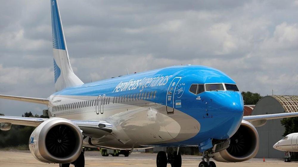 ترمب يحظر كل طائرات بوينغ 737.."سلامة الركاب أولوية"