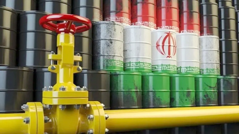 موفد أوروبي في طهران.. "النفط مقابل الغذاء"