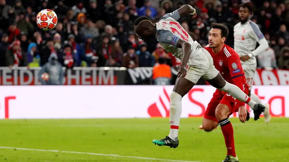 ماني يقود ليفربول لتخطي بايرن..ومهرجان أهداف في كامب نو
