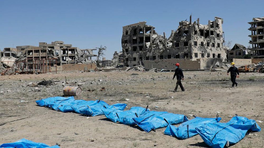 أكثر من 370 ألف قتيل حصيلة الحرب في سوريا