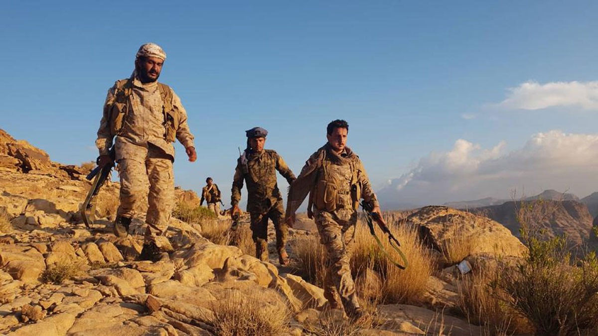 الجيش اليمني يستعيد مواقع بآخر معاقل الحوثي في باقم