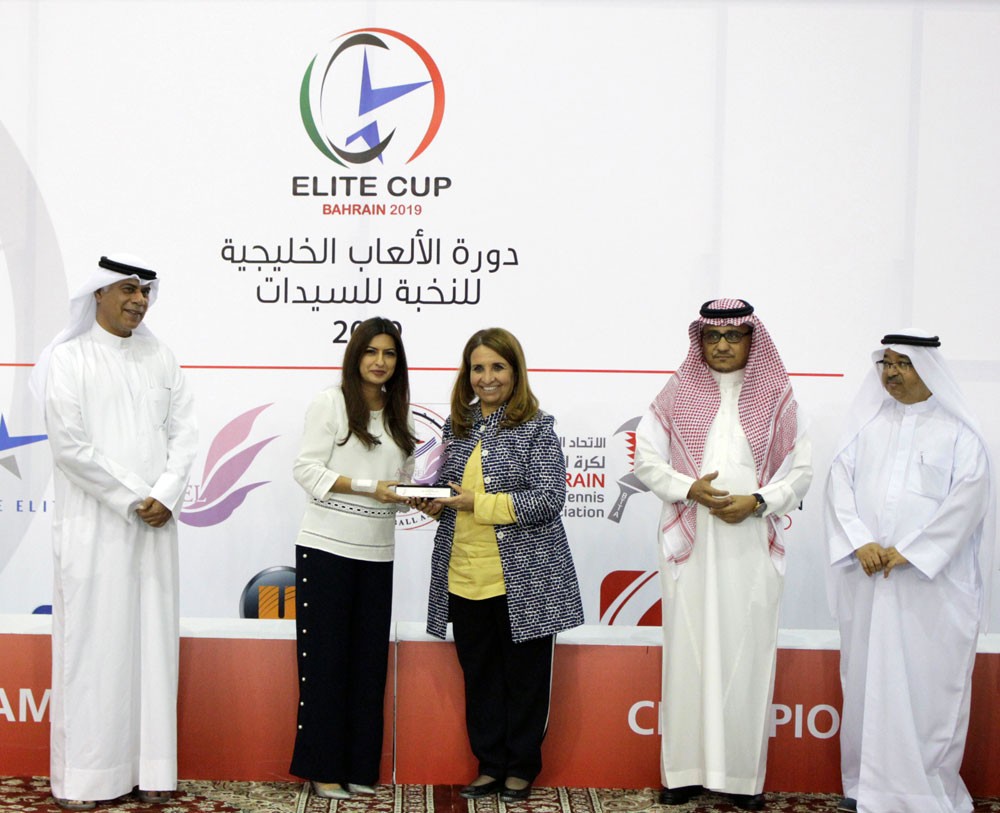 حياة بنت عبدالعزيز تتوج أبطال كرة الطاولة بدورة النخبة الخليجية للسيدات