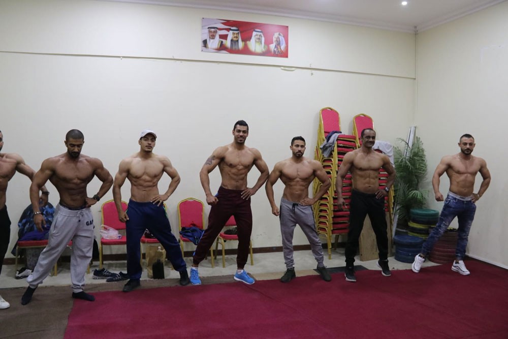 أولى الحصص التدريبية للعرض على المسرح للاعبي الفيزيك