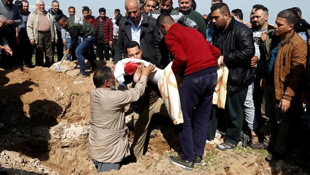 بعد فاجعة دجلة.. العبادي يهاجم "بعض أحزاب الموصل"