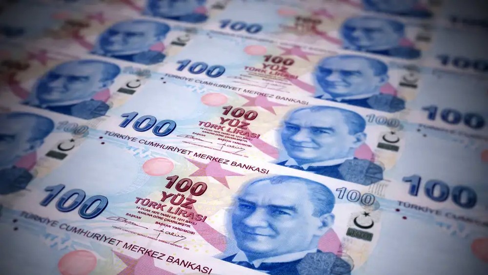 خلافات ترمب وأردوغان تهدد الليرة التركية بمخاطر كبيرة